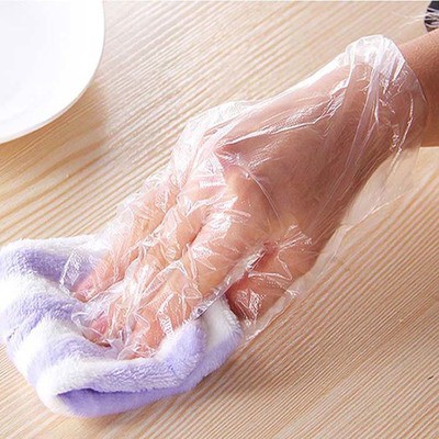 Găng tay nhựa để làm sạch